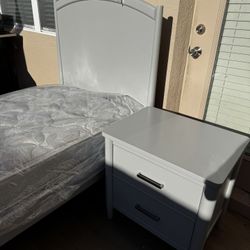 Set Bed Twin And Matress 