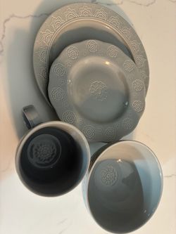 Dinner set - 16 pieces-Used
