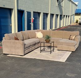 Jonathan Louis Beige Sectional w/ Chaise