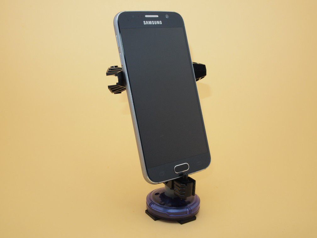 Samsung Galaxy S6 Unlocked (Sprint Model) 64GB Black Sapphire + Wireless Charge Pad + 6 Cases