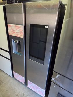 Samsung family hub Refrigerator side x side