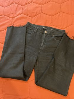 Bell Bottom High Rise Jeans 