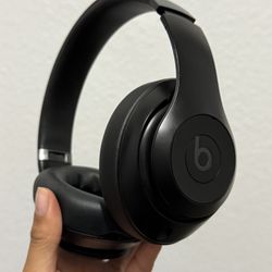 Black Beats Studio Pros