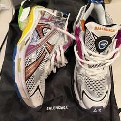 Balenciaga runner 2.0 multi color size 10 is