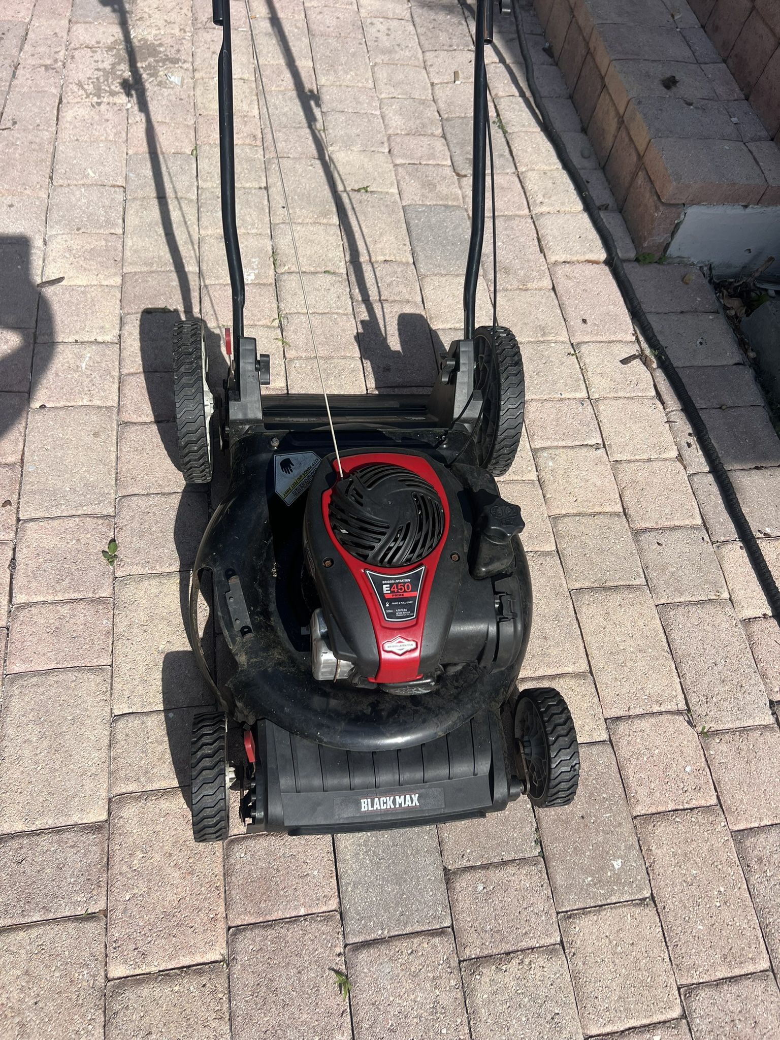 Briggs&Stratton E450 Lawn Mower