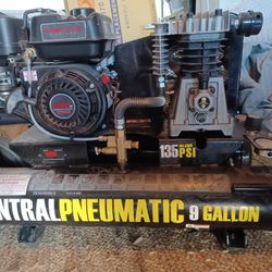 Compressor Central pneumatic  9gallon 