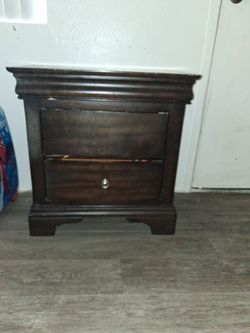 Night stand
