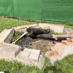 FREE Large Concrete Blocks - Your Haul