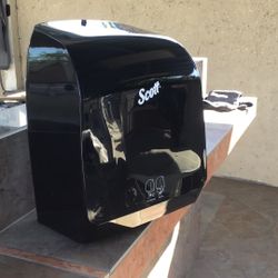 Touch Less Paper Towel Dispenser 