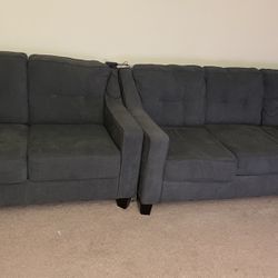 L shaped sofa in Great Condition