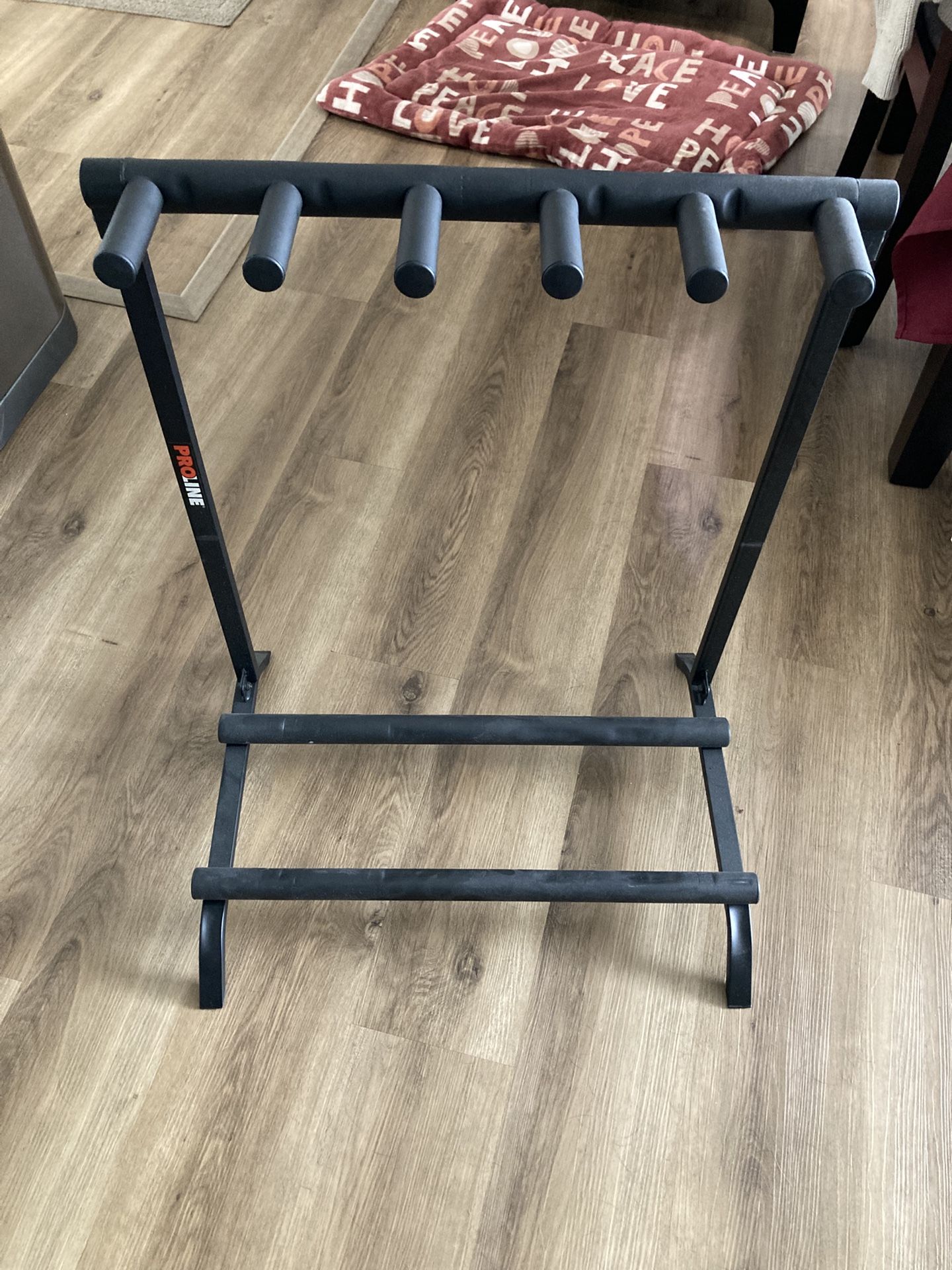 Proline 5-Guitar Stand