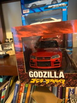 Die cast Godzilla 2002 Nissan Skyline