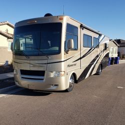 2011 Thor Hurricane 32A