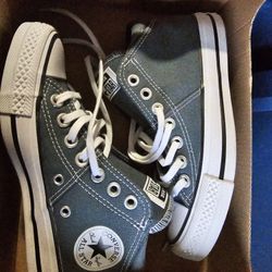 Brand New Converse Kids Size 5 (Or Womes Size 3)