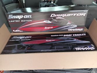 Traxxas disruptor snap on limited edition rc boat and trailer brand new!! Collectors choice!