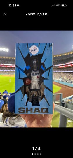 Shaq Dodgers SGA bobble head