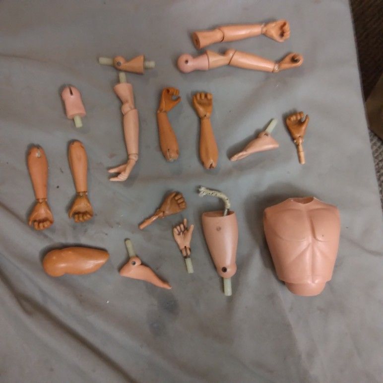 Vintage Adventure Team Gijoe Parts Handa Feet And Other BODY Parts