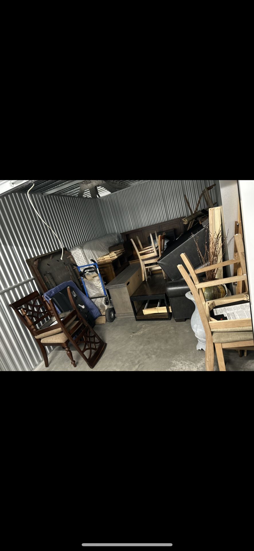 Living Room Set And Bedroom Set Plus small kitchen table all for sale. The entire storage is for sale.
