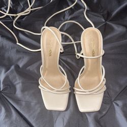 Nude Heels Size 6