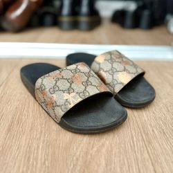 Women’s Genuine Gucci Slides — Like New