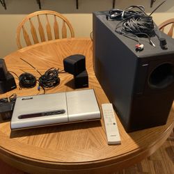 BOSE LIFESTYLE MODEL SERIES 5 SYSTEM VINTAGE COLLECTIBLE IN GREAT WORKING CONDITION