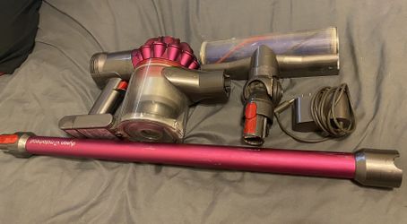 Dyson V7 Vacuum 