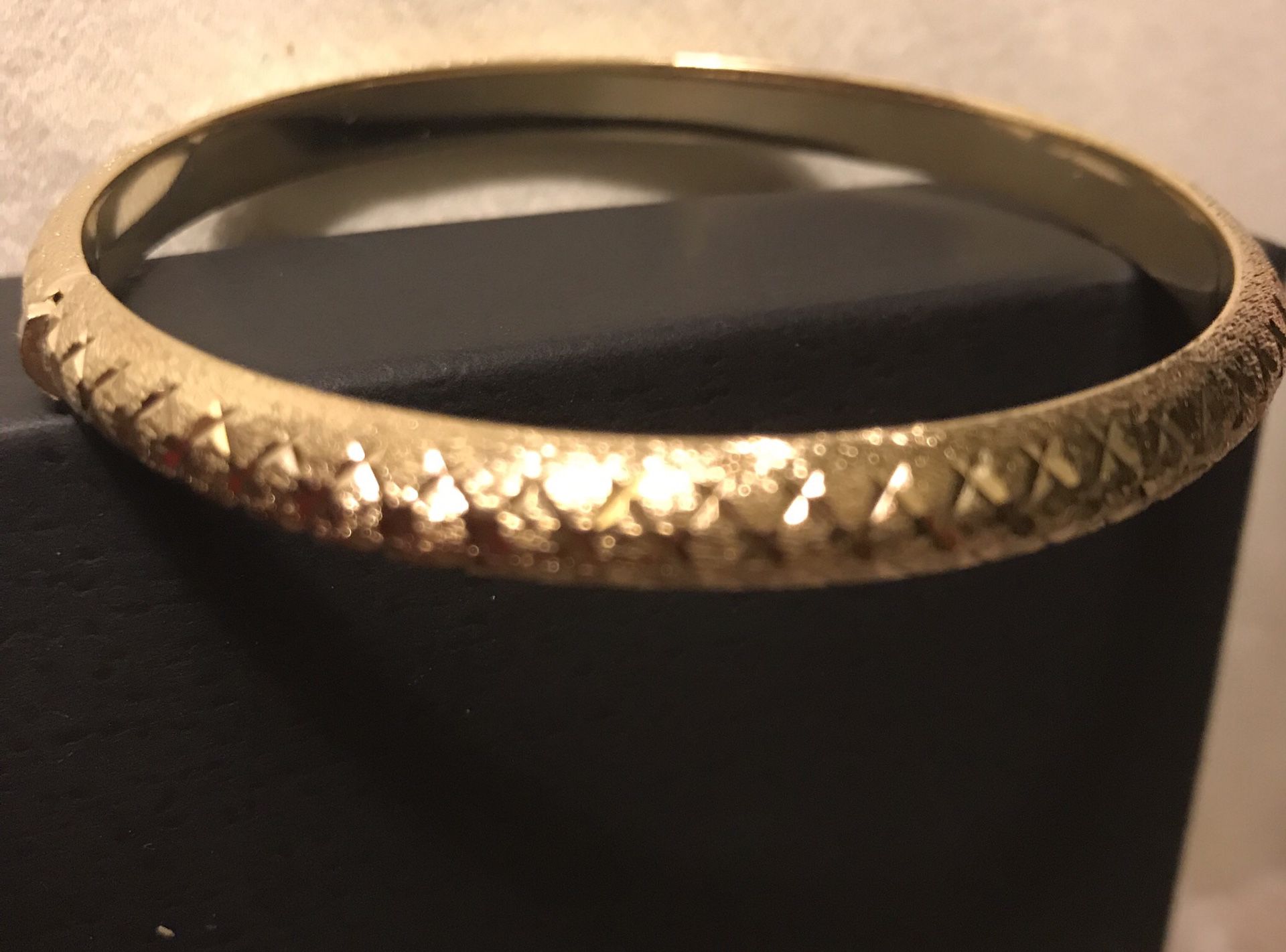 Beautiful gold hinged bangle bracelet, sterling silver