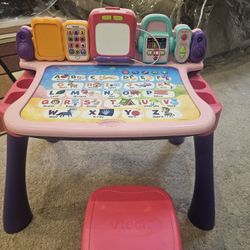 VTech Touch and Learn Activity Desk Deluxe