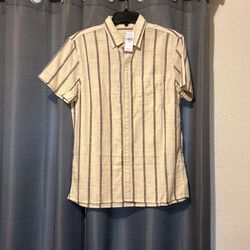 Brand New American Eagle Button Up
