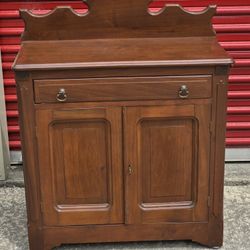 Antique Victorian Walnut Wash Stand with Key