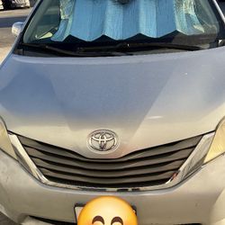 2013 Toyota Sienna