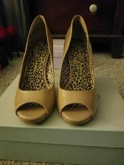 Jessica Simpson Nude Open Toe Heels Size 7