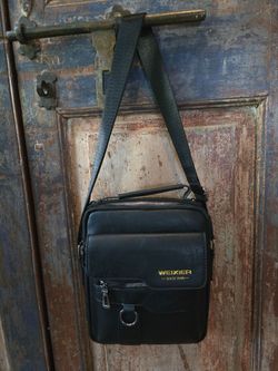 Weixier Womens Crossbody Shoulder Bag Hand Bag, Like New