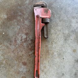 18” Heavy Duty Pipe Wrench