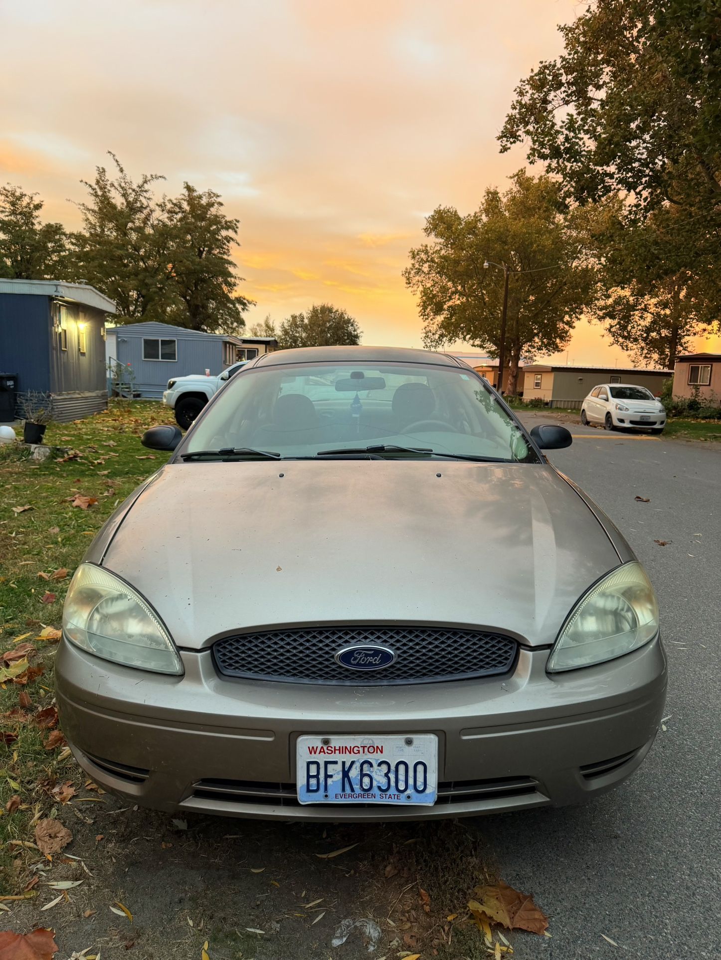 2004 Ford Taurus