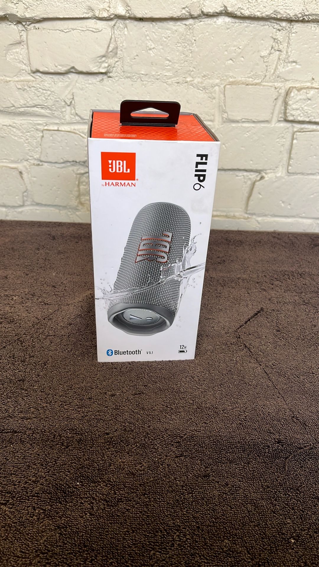 JBL Flip 6 Portable Bluetooth Speaker 