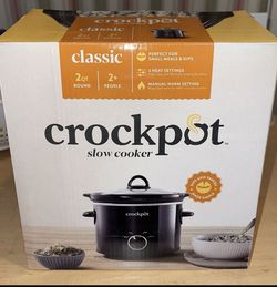 Crockpot Slow Cooker 2qt $15