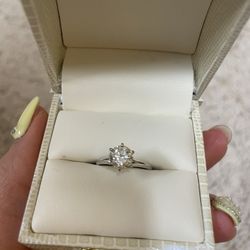 1.01 Carat Diamond Ring With Gia