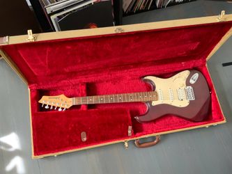 Johnson Stratocaster with EMG pickups, Roadrunner Tweed Guitar Case, tuner and guitar picks