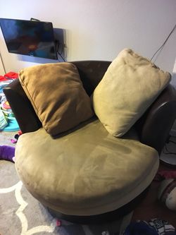 Swivel chair