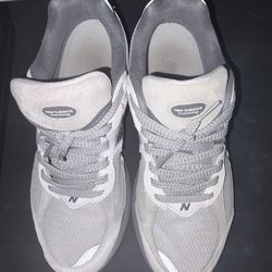 New balance 2002r running shoes