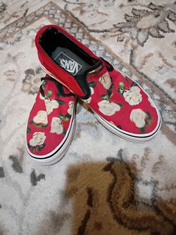 Vans red floral shoe women's 6.5