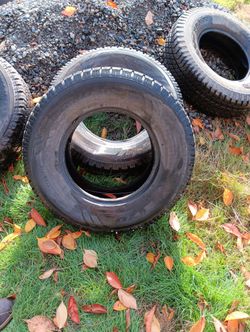 2 Tires Toyo Observe Gsi- 5 Studless Winter Tires Syped 265/70R16 112S