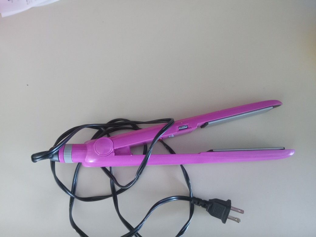 Conair Hair Straightener