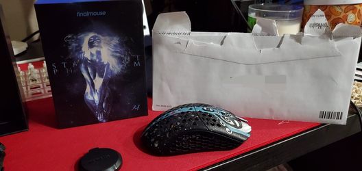 Finalmouse Starlight Phantom - Medium for Sale in San Diego, CA 