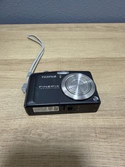 Fujifilm FinePix F60fd digital camera