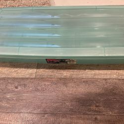 Rubbermaid Holiday Under The Bed Space Saver Container 