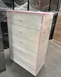 Dresser 5 drawer