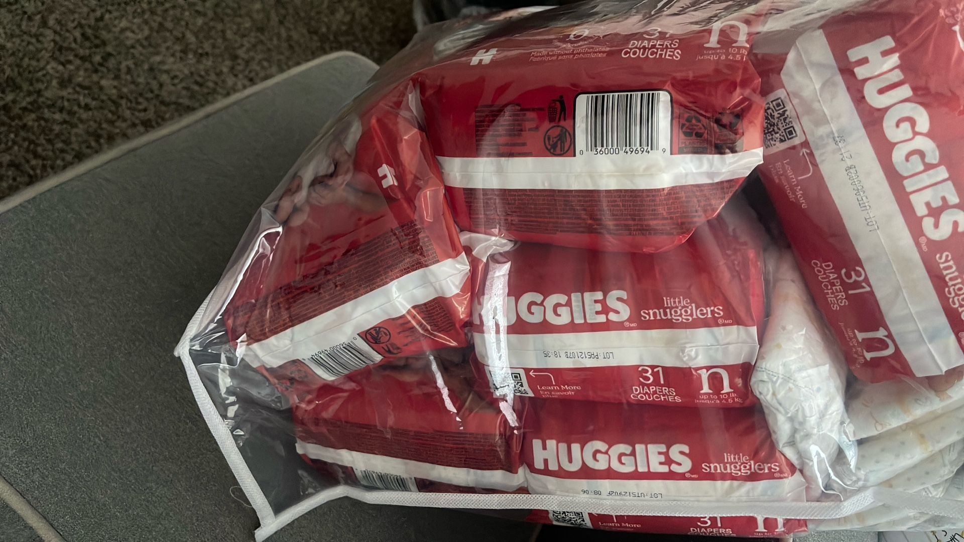 Huggies 