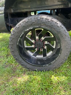 22x14 fuel wheels and nitto tires
